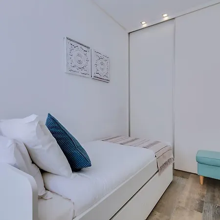 Apartman Cozy For 4 In Principe Real *